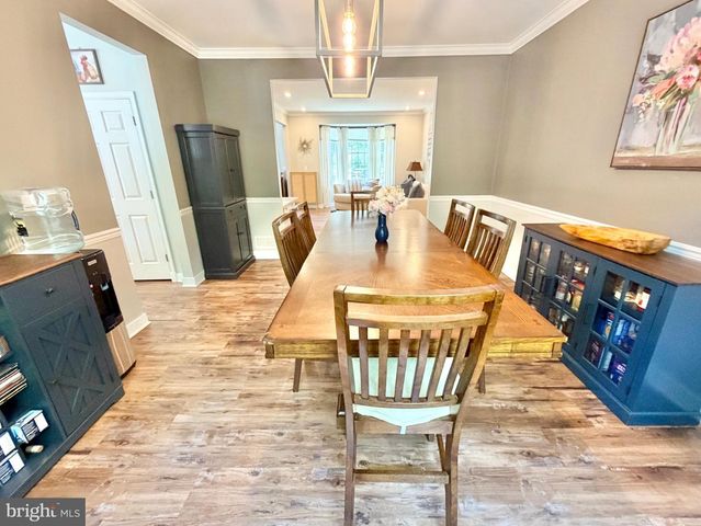 12 MILLINGTON CT, Columbus, NJ 08022