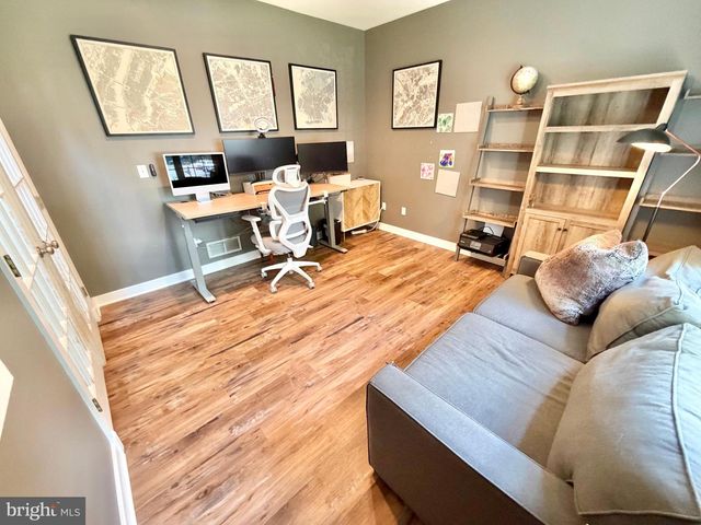 12 MILLINGTON CT, Columbus, NJ 08022