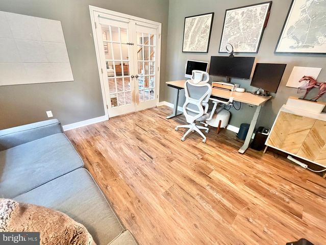 12 MILLINGTON CT, Columbus, NJ 08022