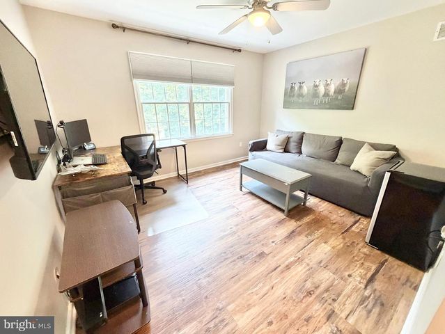 12 MILLINGTON CT, Columbus, NJ 08022