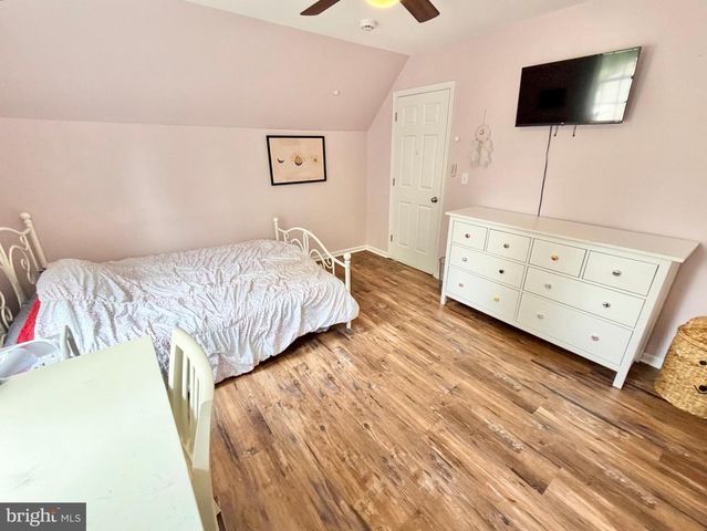 12 MILLINGTON CT, Columbus, NJ 08022