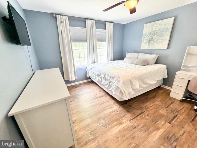 12 MILLINGTON CT, Columbus, NJ 08022