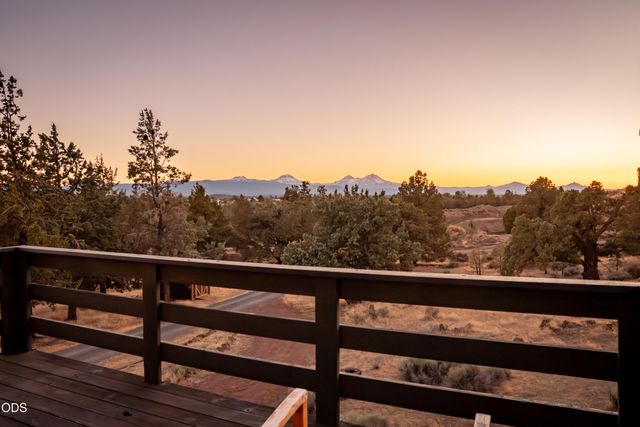 65238 85th Place, Bend, OR 97703