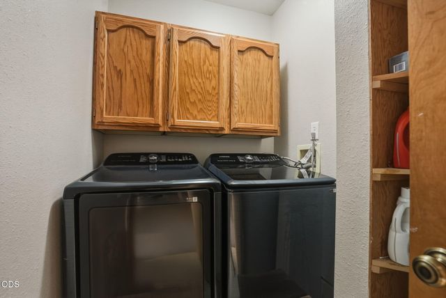 65238 85th Place, Bend, OR 97703