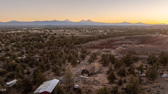 65238 85th Place, Bend, OR 97703