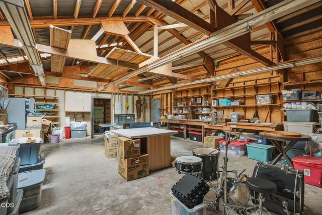 65238 85th Place, Bend, OR 97703