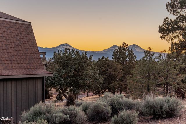 65238 85th Place, Bend, OR 97703