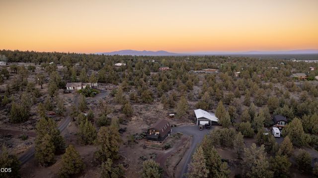 65238 85th Place, Bend, OR 97703