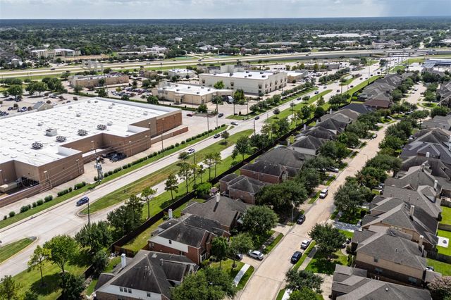 20611 Garden Ridge Canyon, Richmond, TX 77407