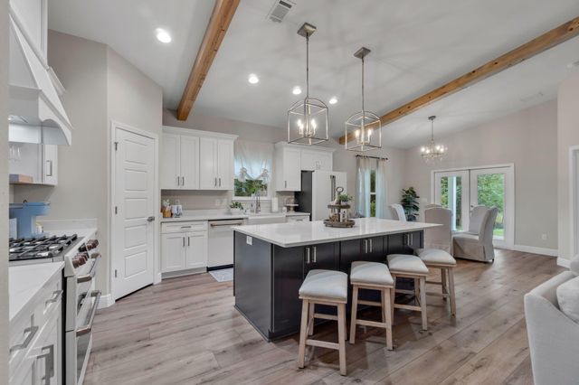 1999 N 95 A, Cantonment, FL 32533