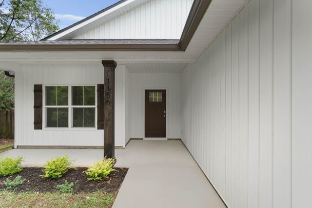 1999 N 95 A, Cantonment, FL 32533