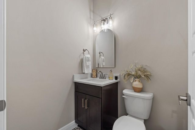 1999 N 95 A, Cantonment, FL 32533