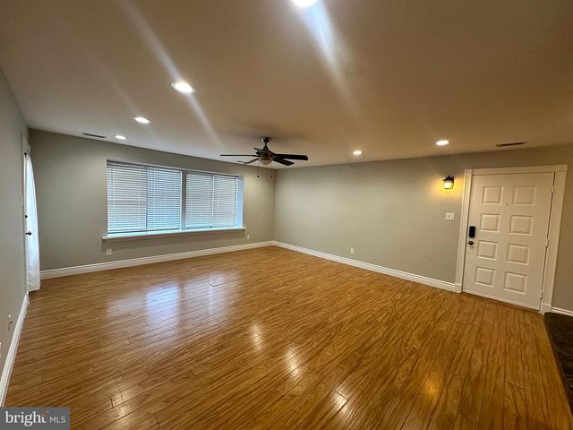 1909 THE WOODS II, Cherry Hill, NJ 08003