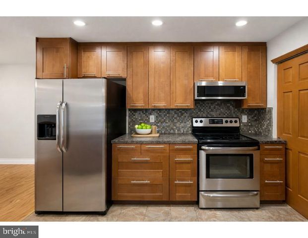 1909 THE WOODS II, Cherry Hill, NJ 08003