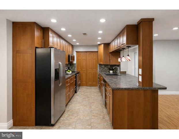 1909 THE WOODS II, Cherry Hill, NJ 08003