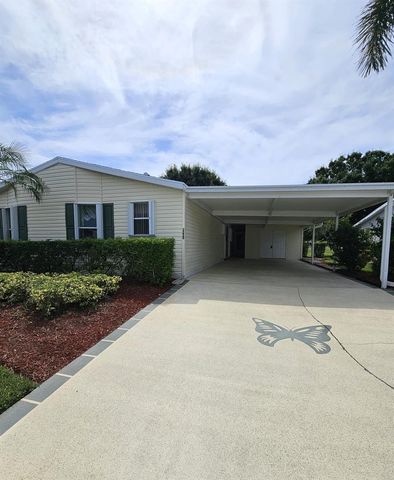 3229 Scarlet Tanager Court, Port St. Lucie, FL 34952