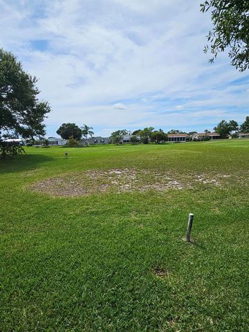 3229 Scarlet Tanager Court, Port St. Lucie, FL 34952