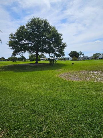 3229 Scarlet Tanager Court, Port St. Lucie, FL 34952