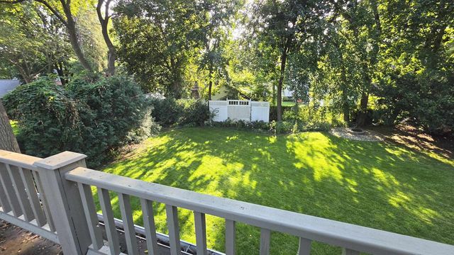 22 S Garfield Avenue, Janesville, WI 53545