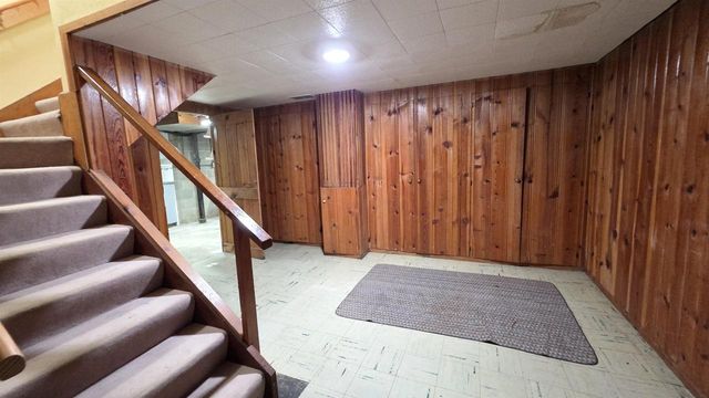 22 S Garfield Avenue, Janesville, WI 53545