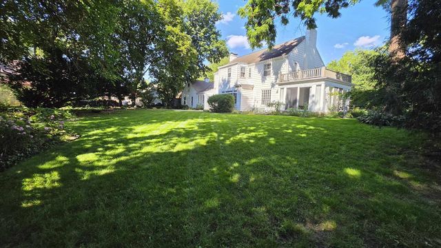 22 S Garfield Avenue, Janesville, WI 53545