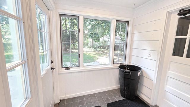 22 S Garfield Avenue, Janesville, WI 53545