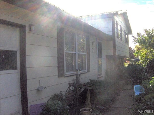 79 Spring Tree Lane, Greece, NY 14612