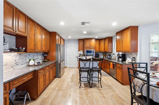 677 ADRIANE PARK CIRCLE, Kissimmee, FL 34744
