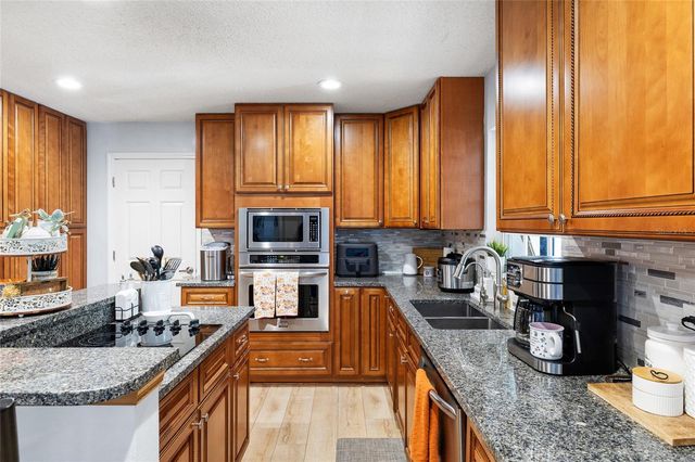 677 ADRIANE PARK CIRCLE, Kissimmee, FL 34744