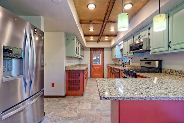 206 Peckerwood Road, Hayesville, NC 28904
