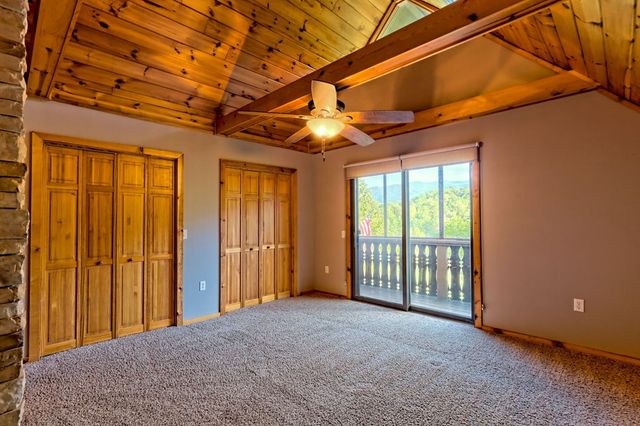206 Peckerwood Road, Hayesville, NC 28904