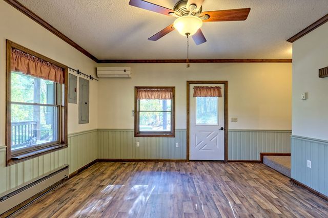206 Peckerwood Road, Hayesville, NC 28904