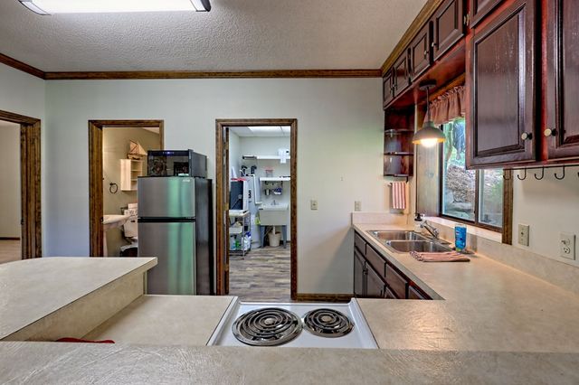 206 Peckerwood Road, Hayesville, NC 28904