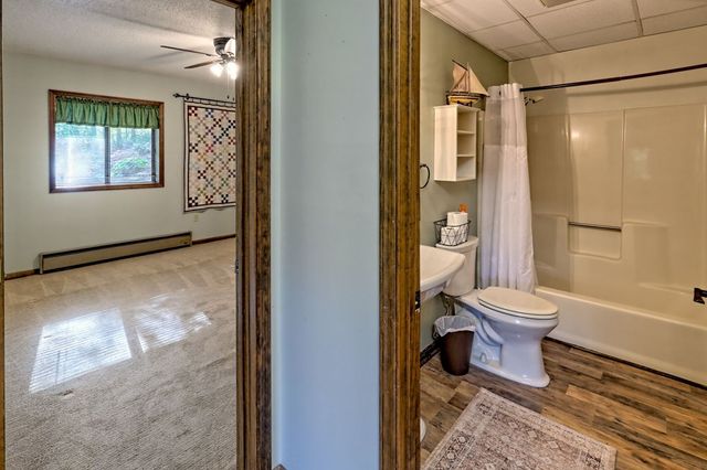 206 Peckerwood Road, Hayesville, NC 28904