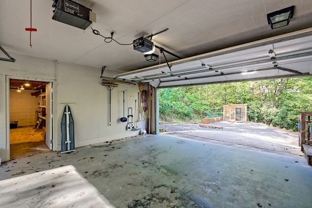 206 Peckerwood Road, Hayesville, NC 28904