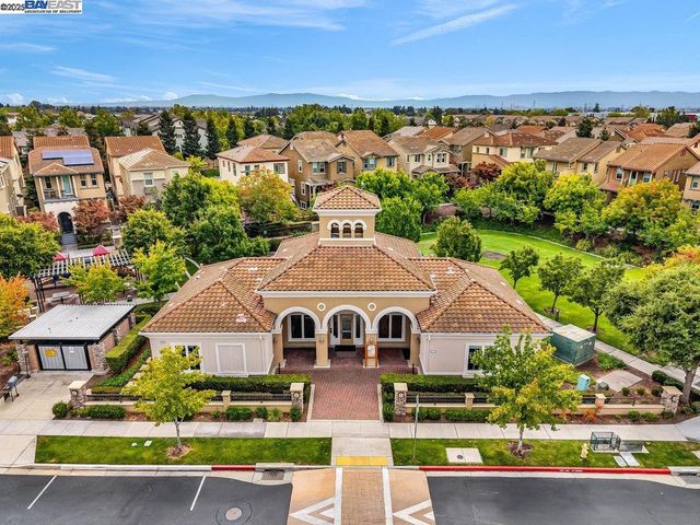 145 Gamma Grass Ter, Fremont, CA 94539
