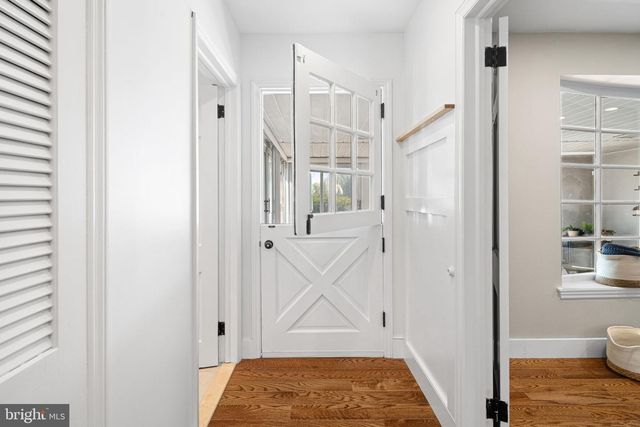 720 LINTON HILL RD, Newtown, PA 18940