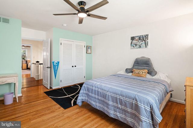 720 LINTON HILL RD, Newtown, PA 18940