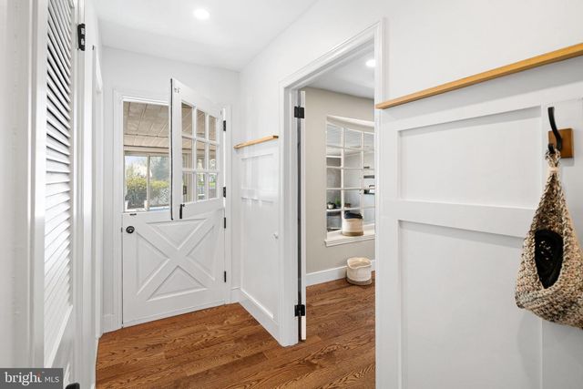 720 LINTON HILL RD, Newtown, PA 18940