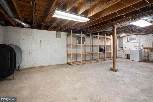 720 LINTON HILL RD, Newtown, PA 18940