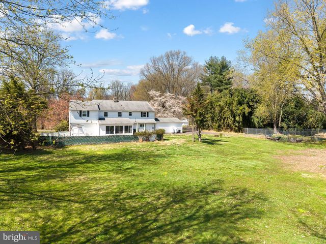 720 LINTON HILL RD, Newtown, PA 18940