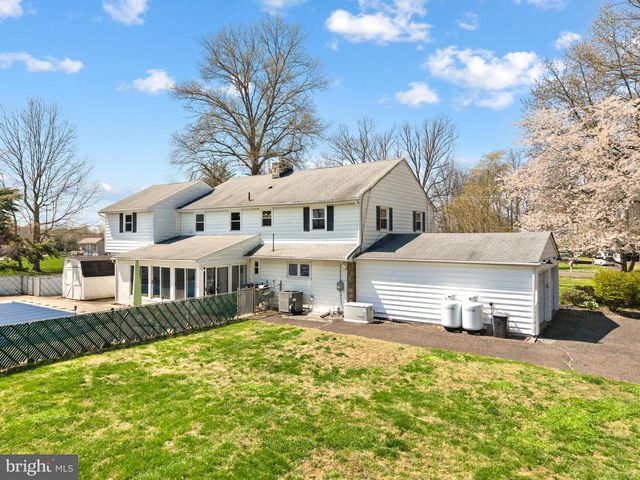 720 LINTON HILL RD, Newtown, PA 18940