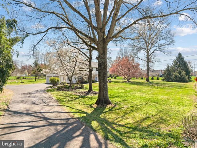 720 LINTON HILL RD, Newtown, PA 18940