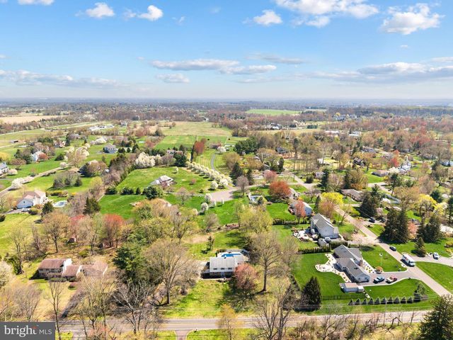 720 LINTON HILL RD, Newtown, PA 18940