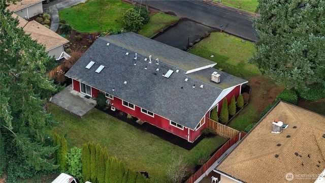 6708 53rd Street W, University Place, WA 98467