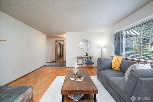 6708 53rd Street W, University Place, WA 98467