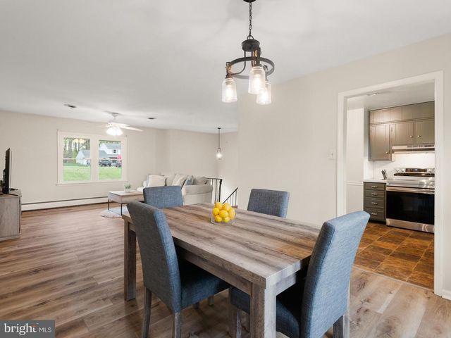 101 LAURELWOOD DR, Downingtown, PA 19335