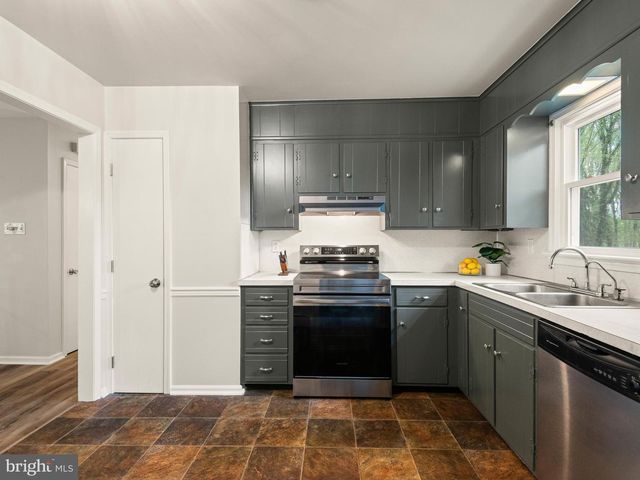 101 LAURELWOOD DR, Downingtown, PA 19335