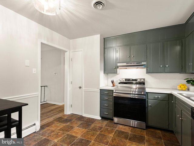 101 LAURELWOOD DR, Downingtown, PA 19335