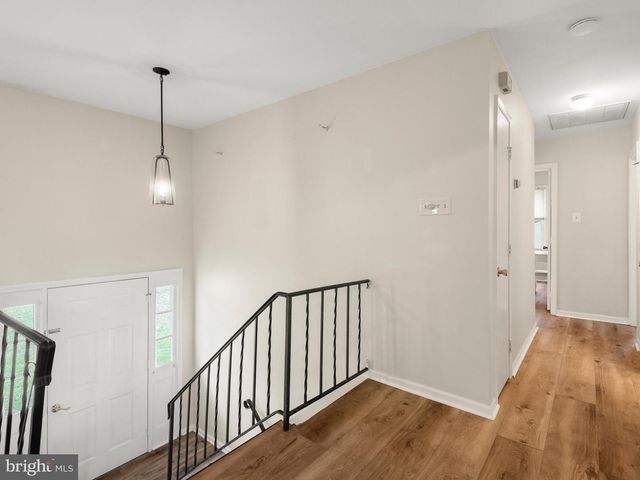 101 LAURELWOOD DR, Downingtown, PA 19335
